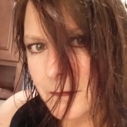 Kelly Keeley Photo 17