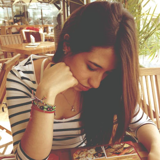 Maria Oliva Photo 36