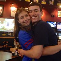 Elizabeth Roldan Photo 24