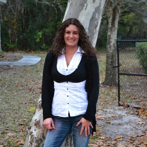 Nicole Scheele Photo 14