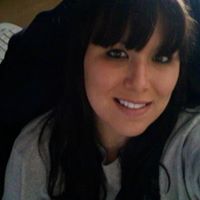 Stephanie Trout Photo 10