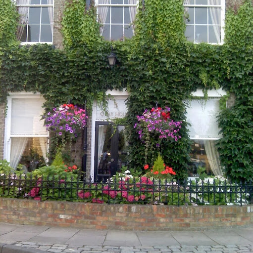 Anita Godwin Photo 15