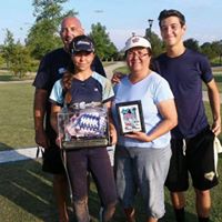Leslie Martinez Photo 31