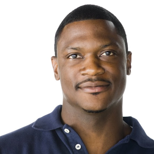 Andre Lewis Photo 19