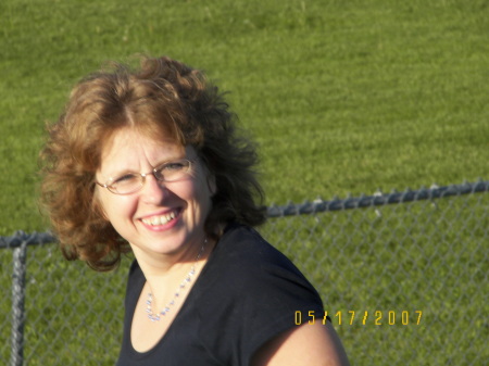 Michelle Lowe Photo 11