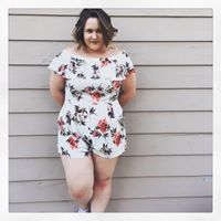 Shannon Hollis Photo 33