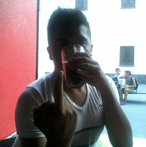 Elias Cortes Photo 16
