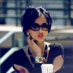 Amy Key Photo 28