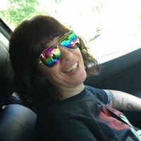 Kim Wolfe Photo 31