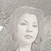 Emily Martinez Photo 36