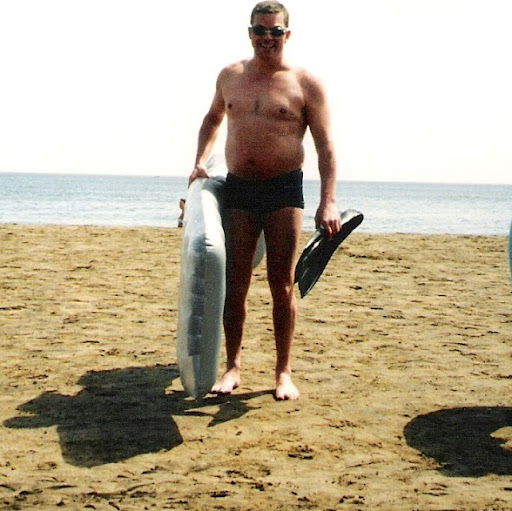 Gordon Foster Photo 21