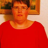 Lori Ferrell Photo 24