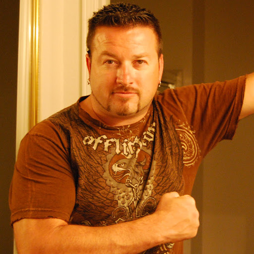 Eddie Moore Photo 12