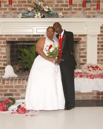 Joyce Thomas Photo 22