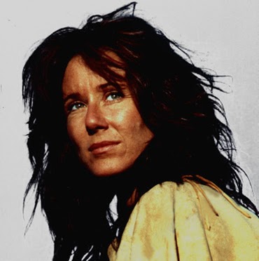 Mary Mcdonnell Photo 37