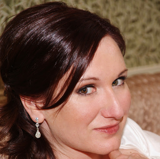 Jennifer Leaver Photo 10