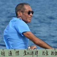 Roger Hu Photo 15