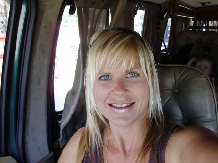 Laura Kurtz Photo 13