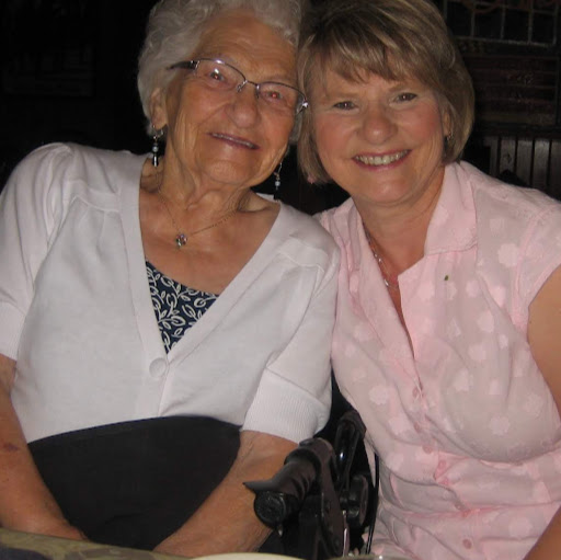 Carol Scott Photo 37