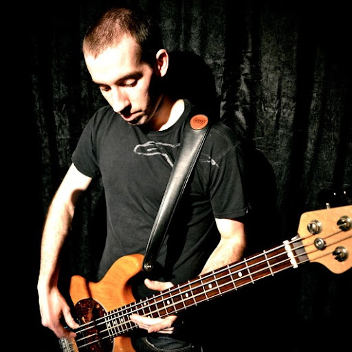 Benjamin Hull Photo 18