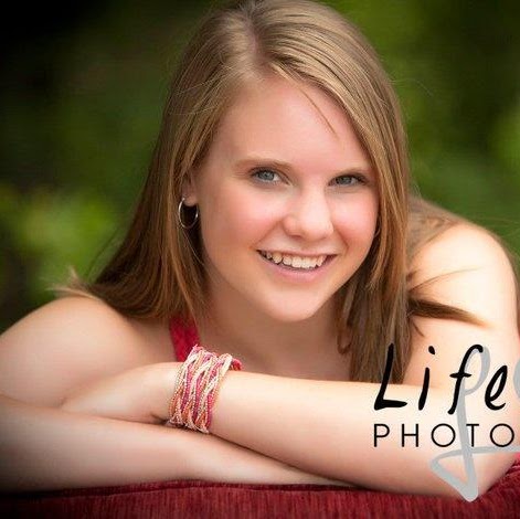 Kelly Hunter Photo 38