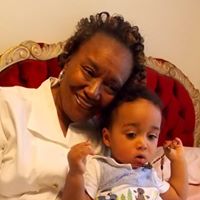 Viola Robinson Photo 26