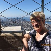 Robyn Lynch Photo 22