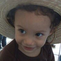 Lira Robles Photo 11