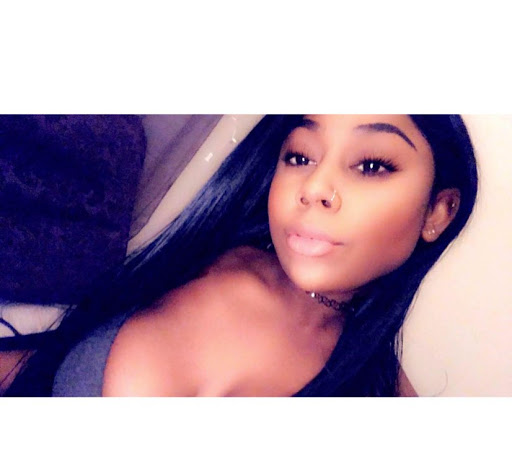 Angel Lewis Photo 35