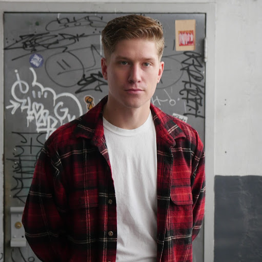 Cody Hart Photo 19