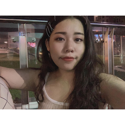 Ann Lu Photo 19