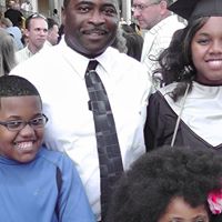 Reginald Mckenzie Photo 6