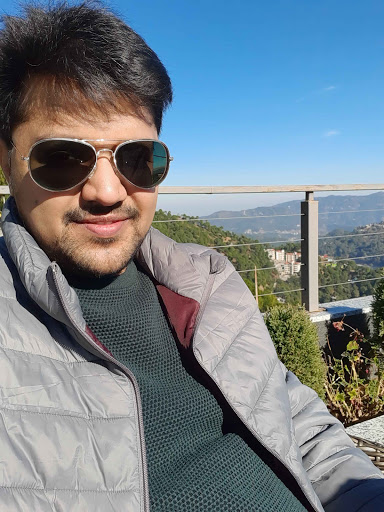 Vikas Gupta Photo 39