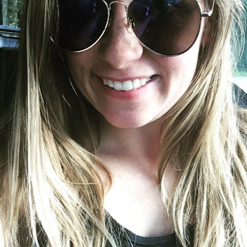 Meg Kelly Photo 25