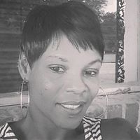 Courtney Jenkins Photo 37