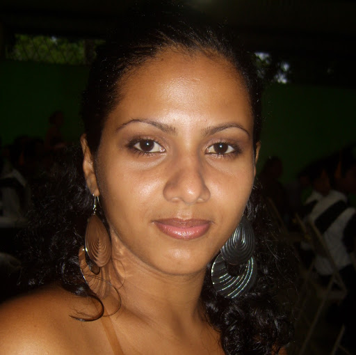 Rachel Chaves Photo 17