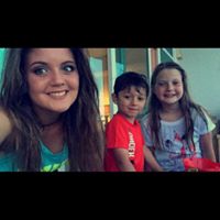 Elizabeth Craig Photo 26