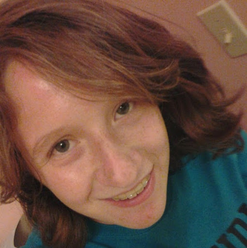 Holly Boyer Photo 33