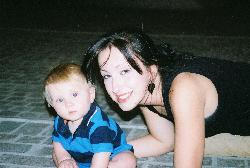 Sarah Gilbertson Photo 11