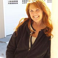 Angela Whiting Photo 29