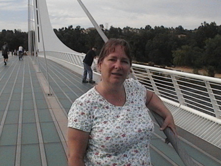 Linda Gill Photo 19