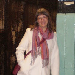 Debra Kelly Photo 29