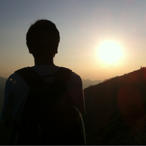 Alex Ching Photo 23