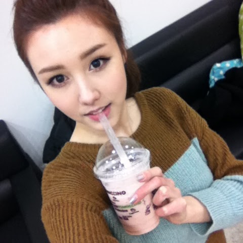 Hyo Min Photo 14