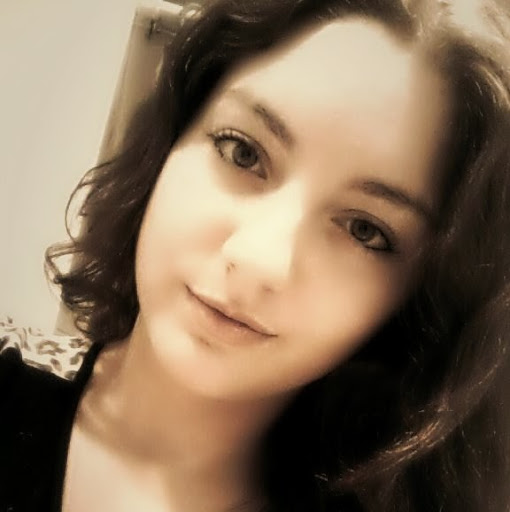 Maria Dacosta Photo 37
