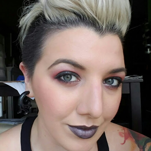 Elizabeth Sizemore Photo 23