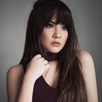 Samantha Huff Photo 32