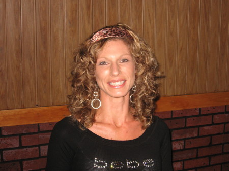 Leah Walker Photo 17