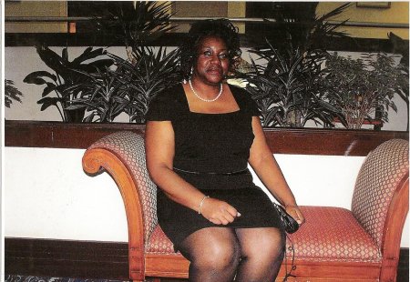 Theresa Scott Photo 9
