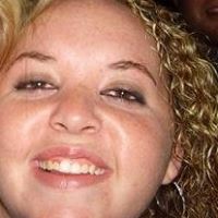 Amanda Hurt Photo 32